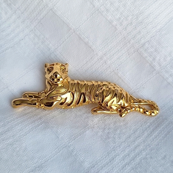 Gold tiger brooch - Picture 1 of 5